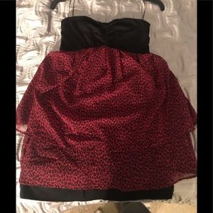 Zara strapless blck wi pink leopard bottom overlay